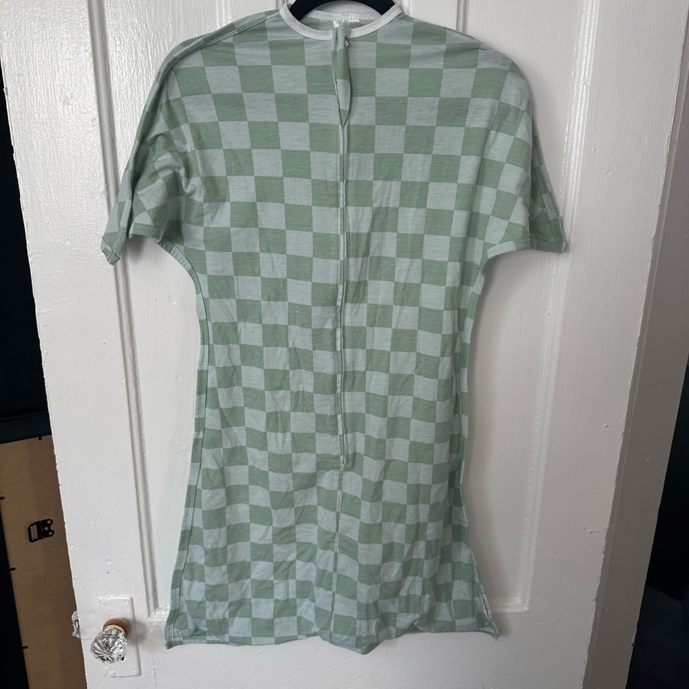 Sleeping Baby Zipadee Zip Checkered Green and White sleep sack